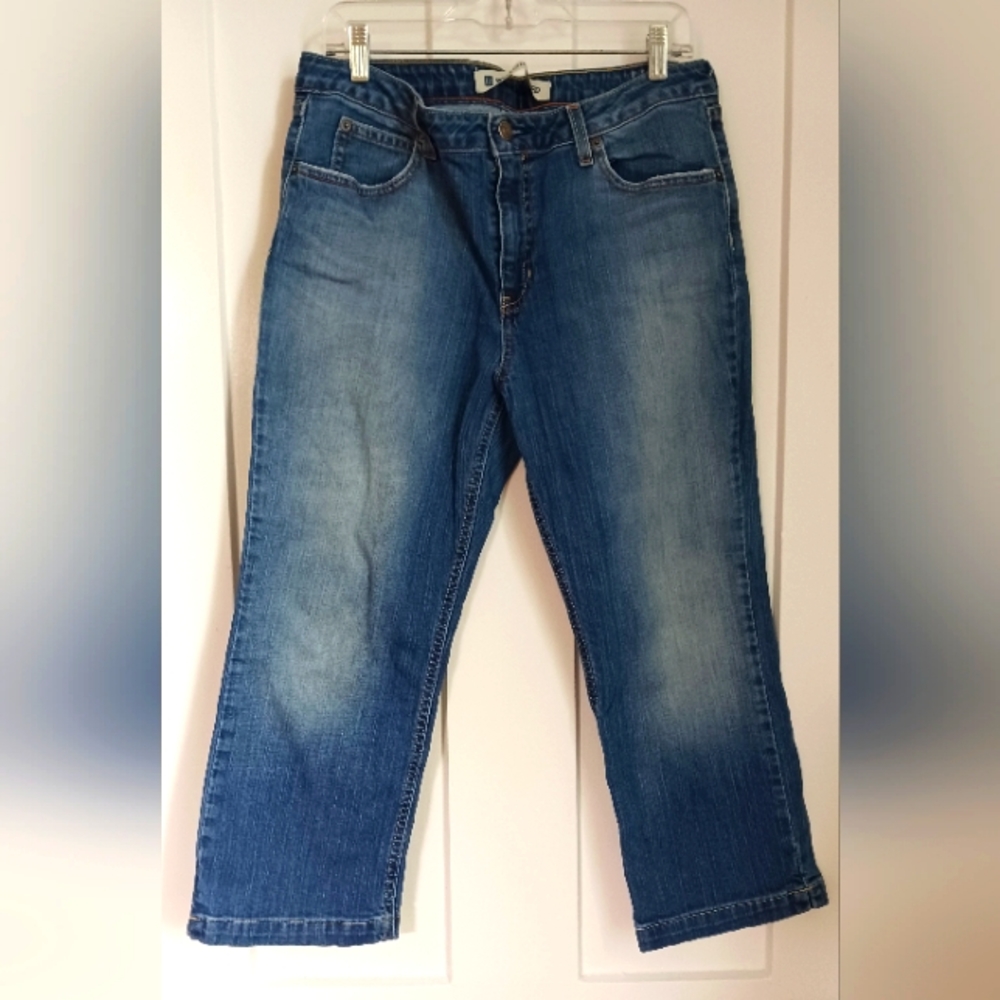 GAP Boot Cut Stretch Cropped pants